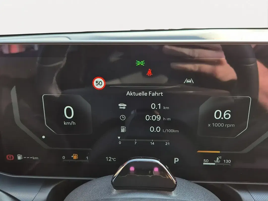Kia K4 - Thumbnail 15