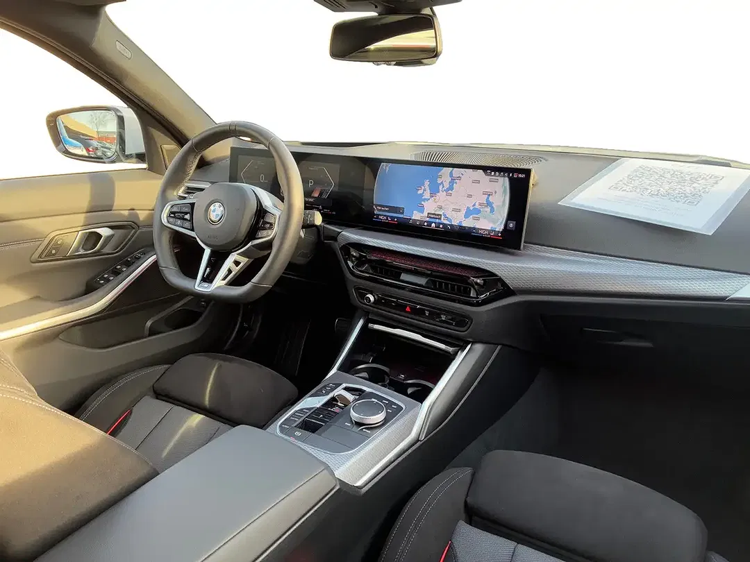 BMW 330 - Thumbnail 11