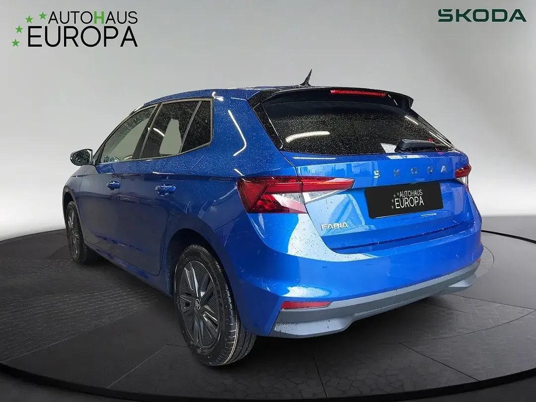 Skoda Fabia - Thumbnail 2
