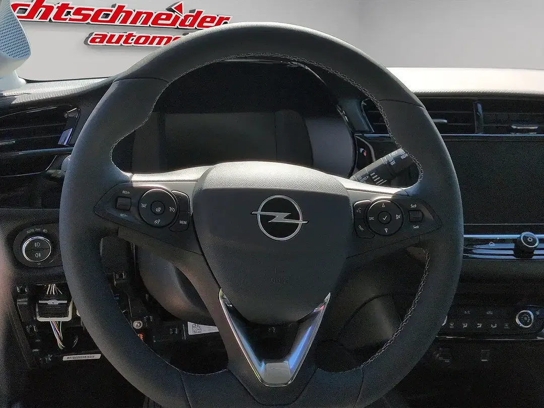 Opel Corsa - Thumbnail 6