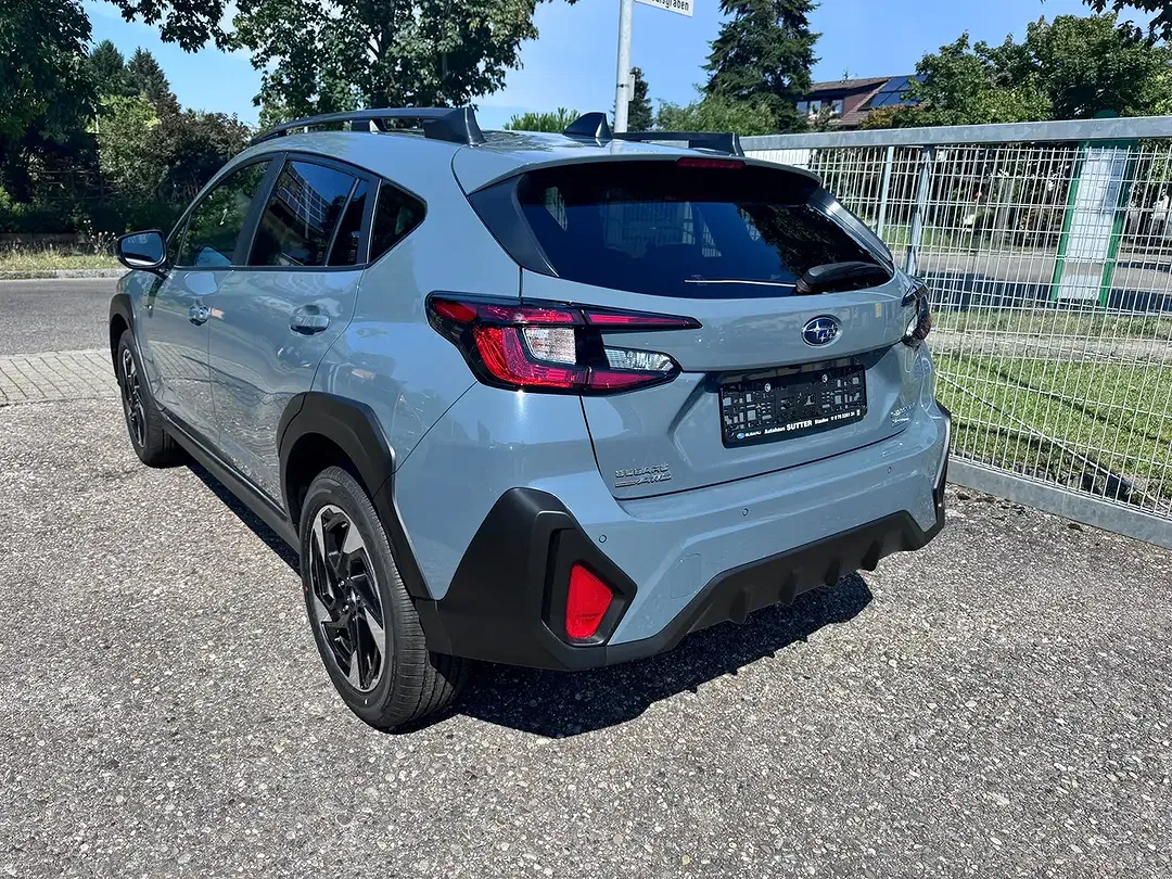 Subaru Crosstrek - Thumbnail 4