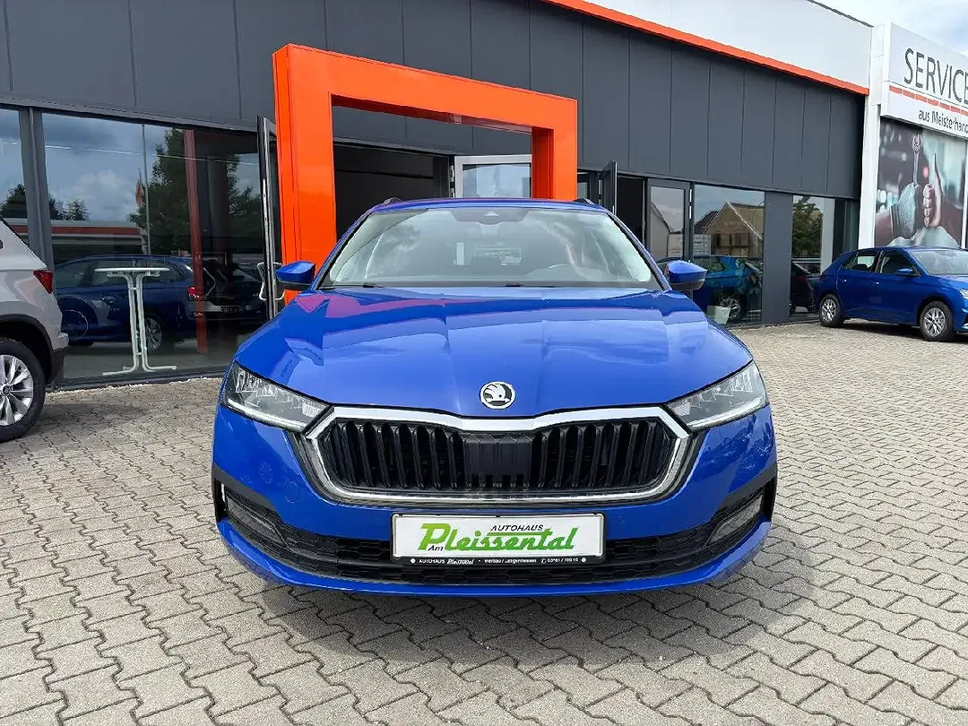 Skoda Octavia - Thumbnail 2