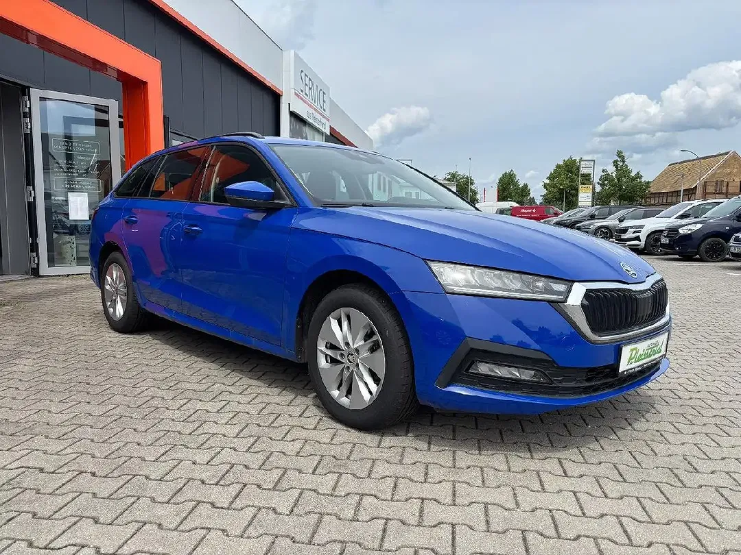 Skoda Octavia - Thumbnail 3