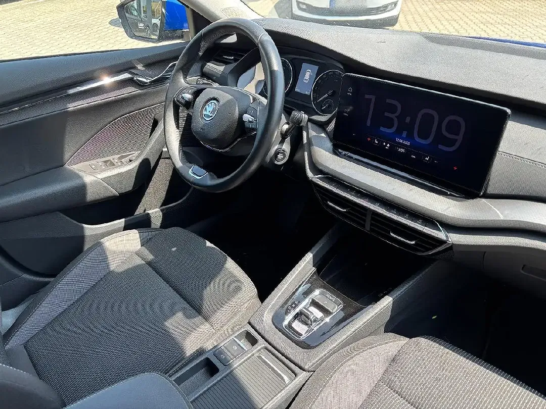 Skoda Octavia - Thumbnail 5