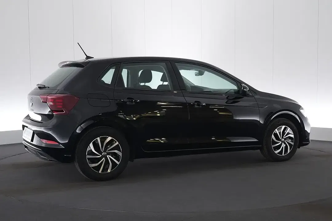 Volkswagen Polo - Thumbnail 9
