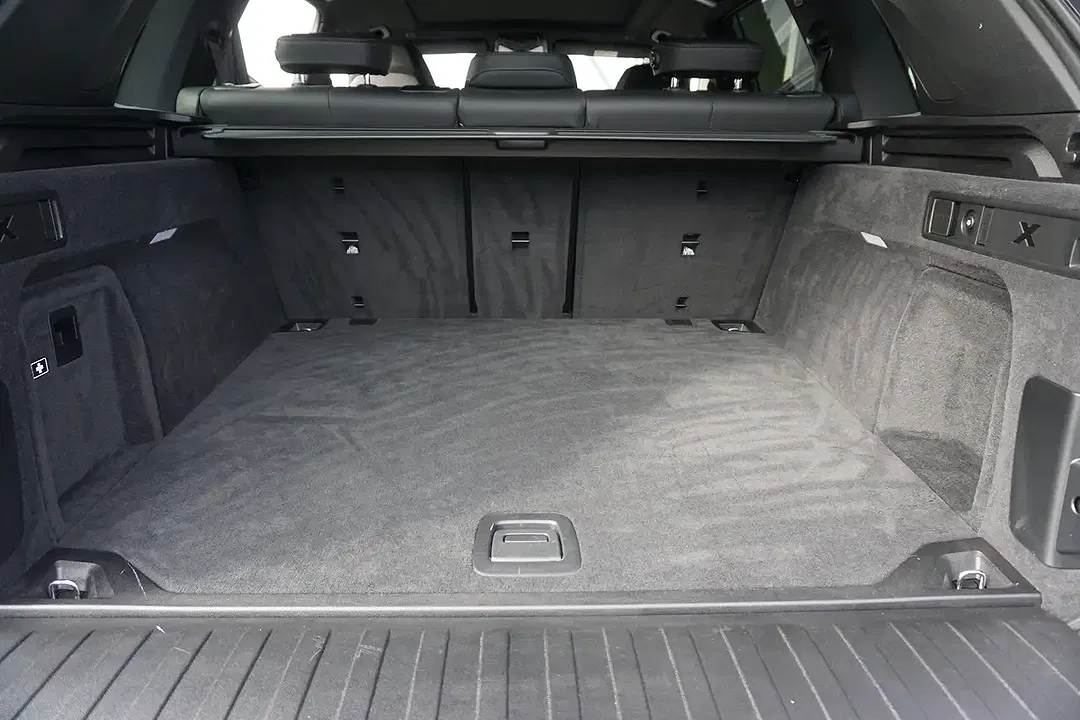 BMW X5 - Thumbnail 10
