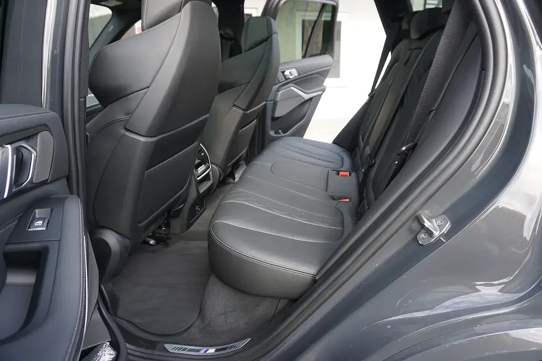 BMW X5 - Thumbnail 14