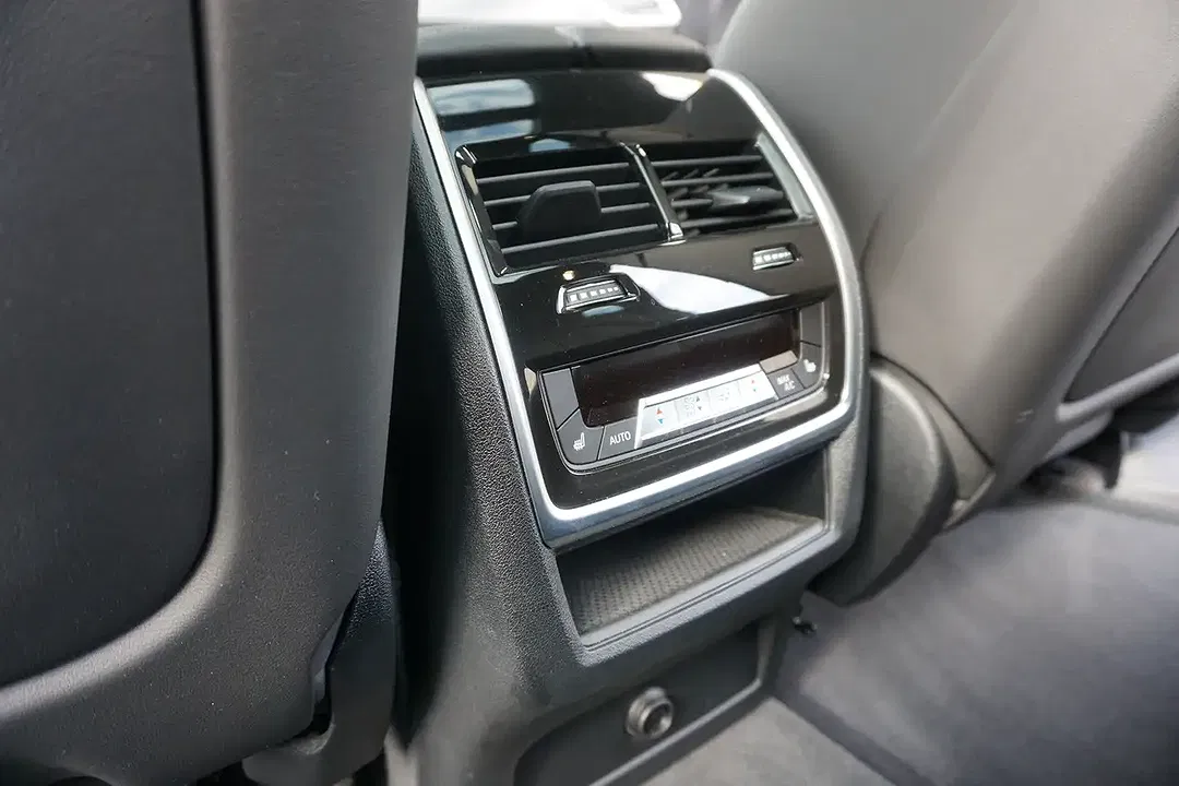 BMW X5 - Thumbnail 15