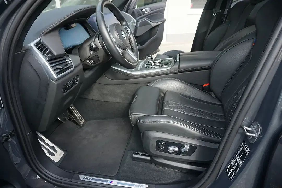 BMW X5 - Thumbnail 6