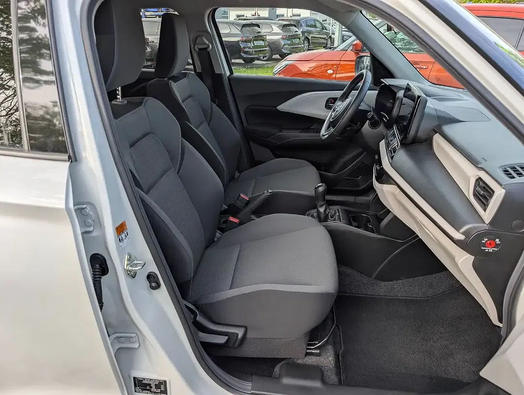 Suzuki Swift - Thumbnail 20