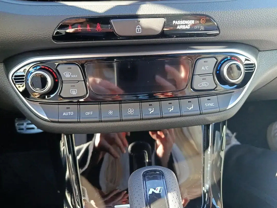 Hyundai i30 - Thumbnail 14