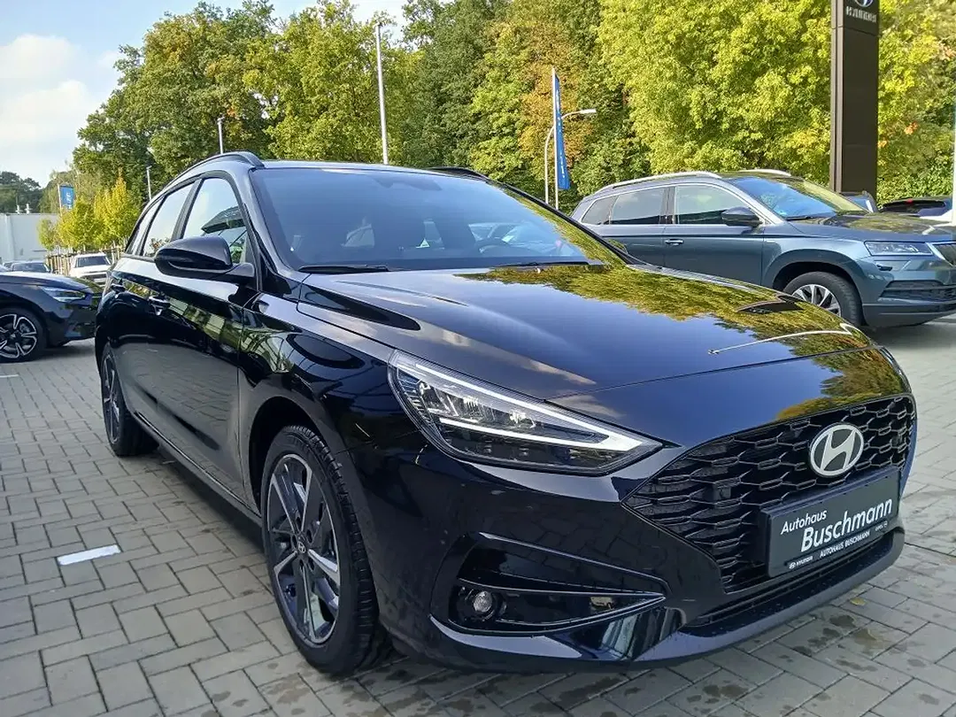 Hyundai i30 - Thumbnail 3