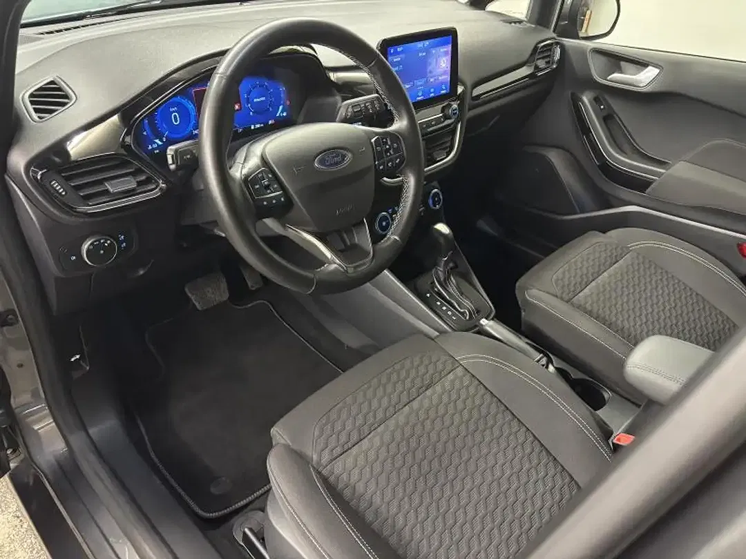 Ford Fiesta - Thumbnail 4