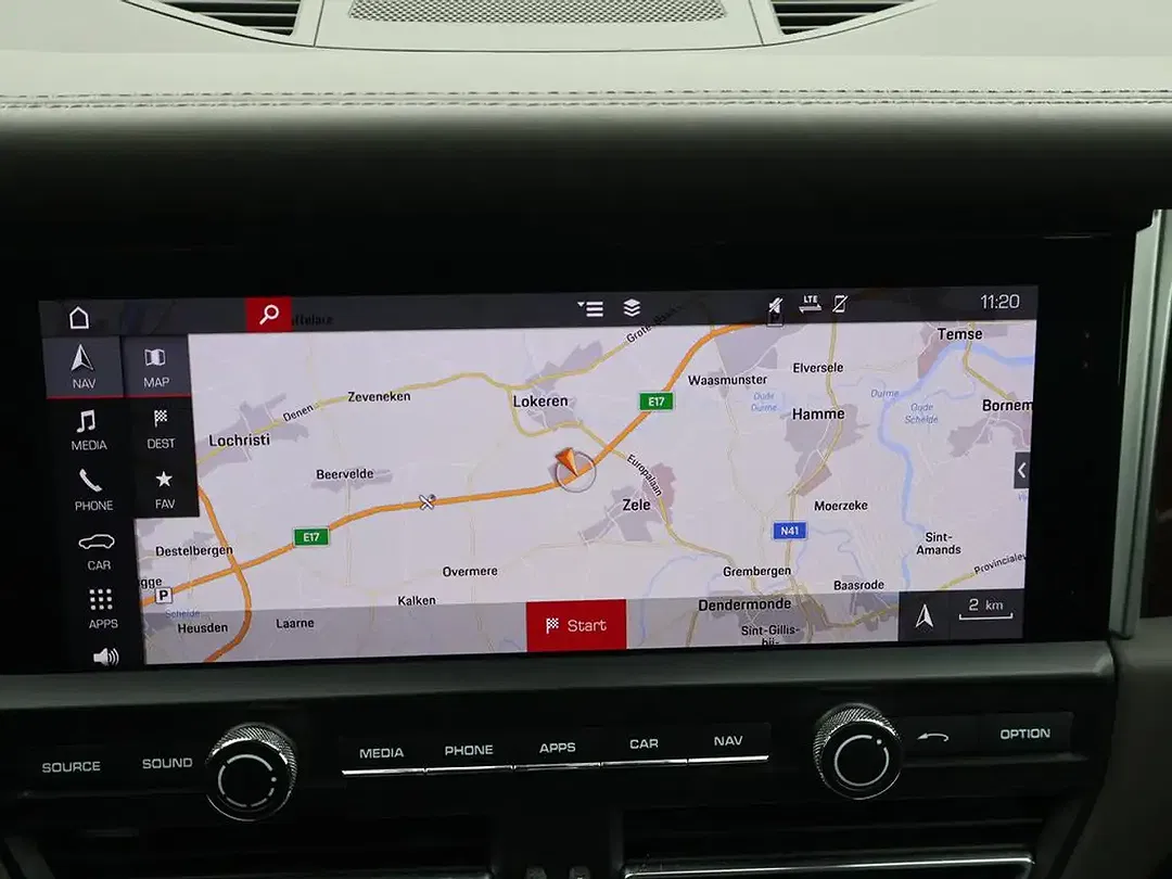 Porsche Macan - Thumbnail 22