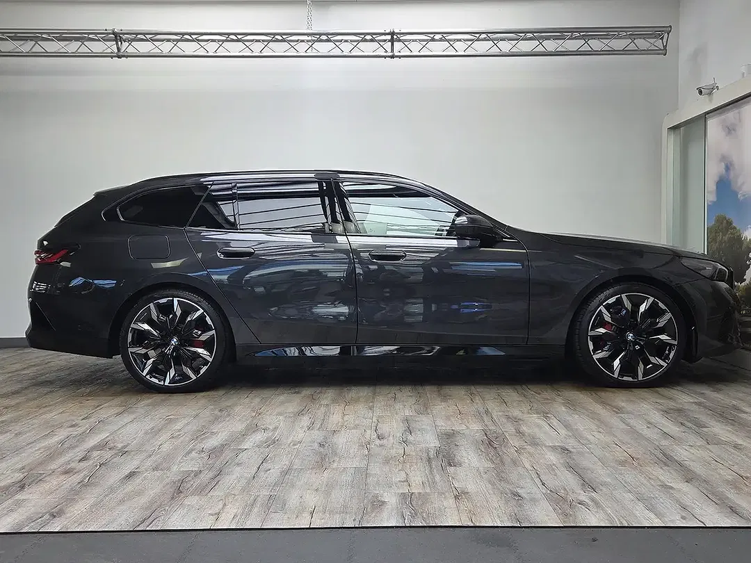 BMW 530 - Thumbnail 4