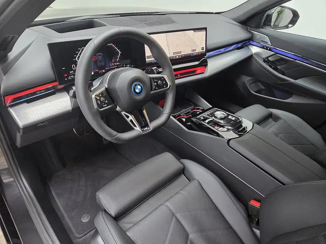 BMW 530 - Thumbnail 8