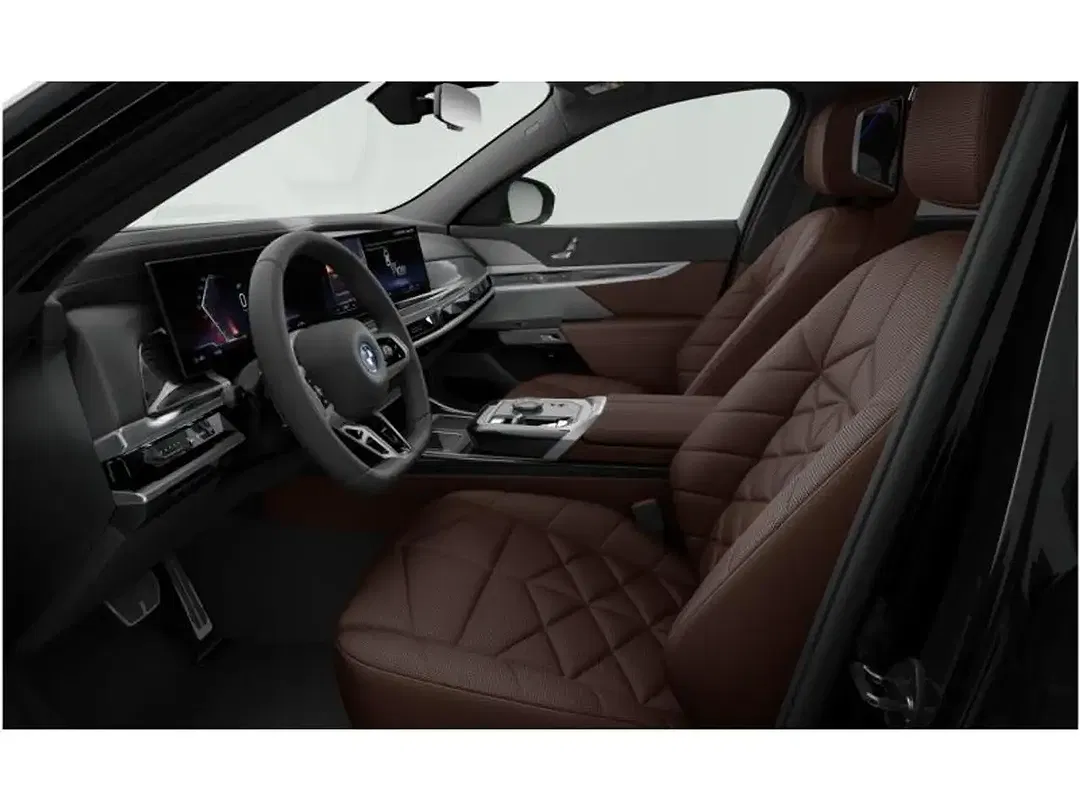 BMW i7 - Thumbnail 6