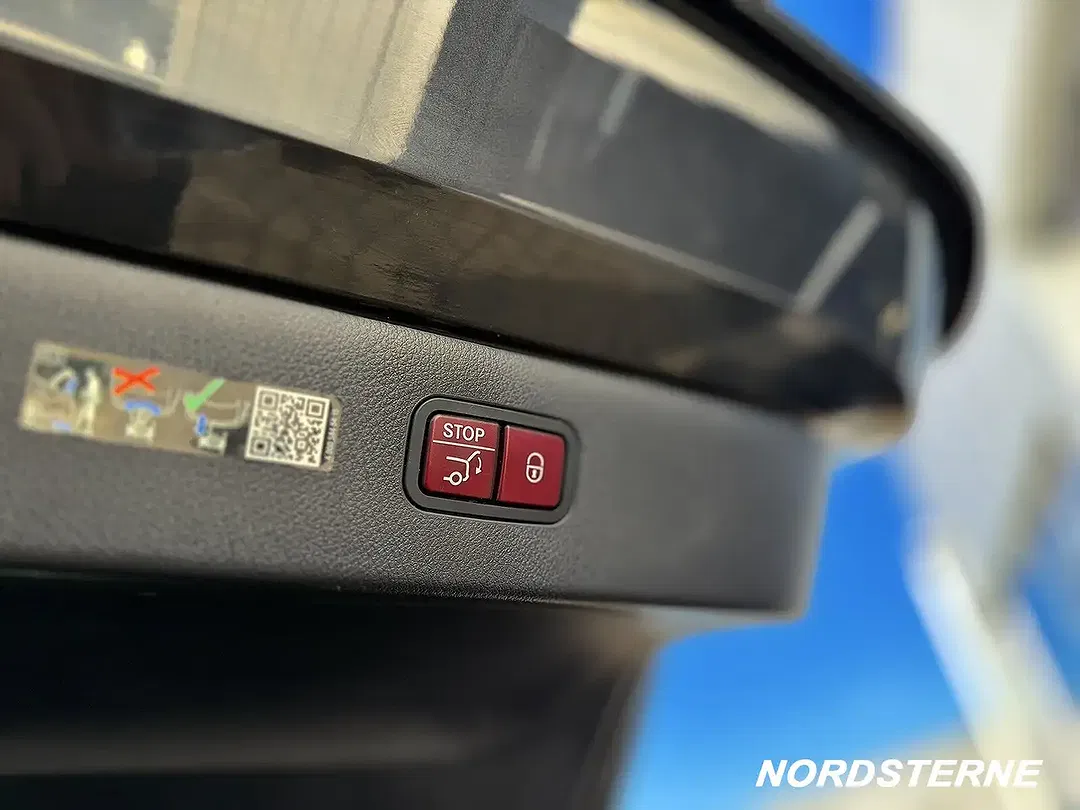 Mercedes-Benz EQS - Thumbnail 8