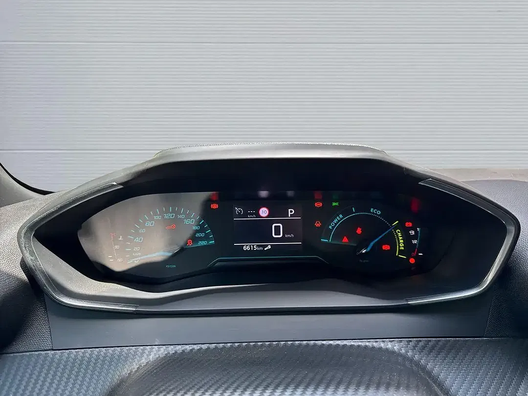 Peugeot 2008 - Thumbnail 14