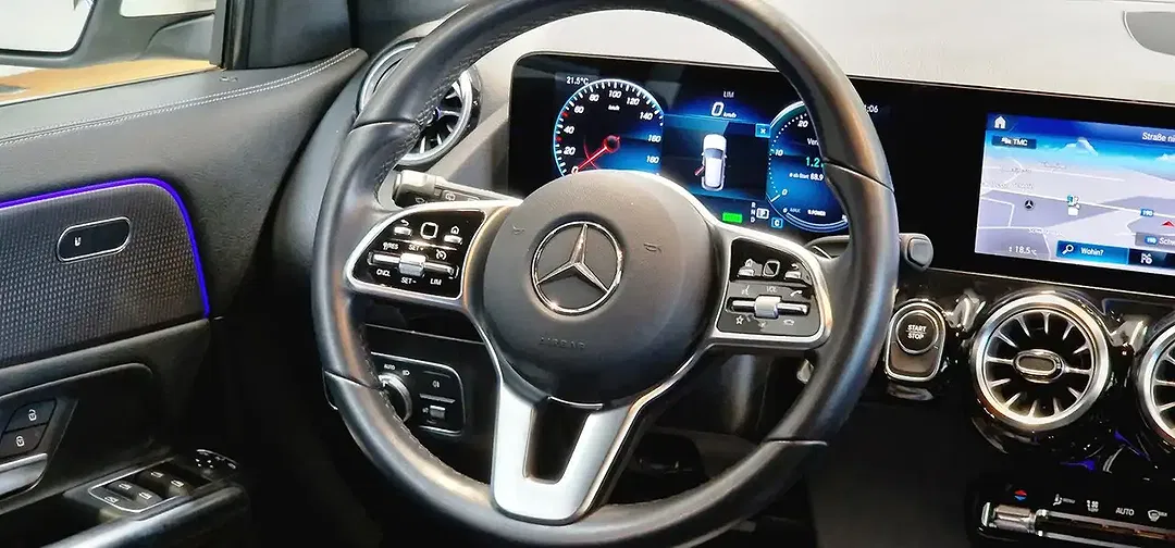 Mercedes-Benz EQA 250 - Thumbnail 13