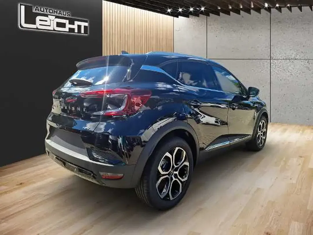 Mitsubishi ASX - Thumbnail 3