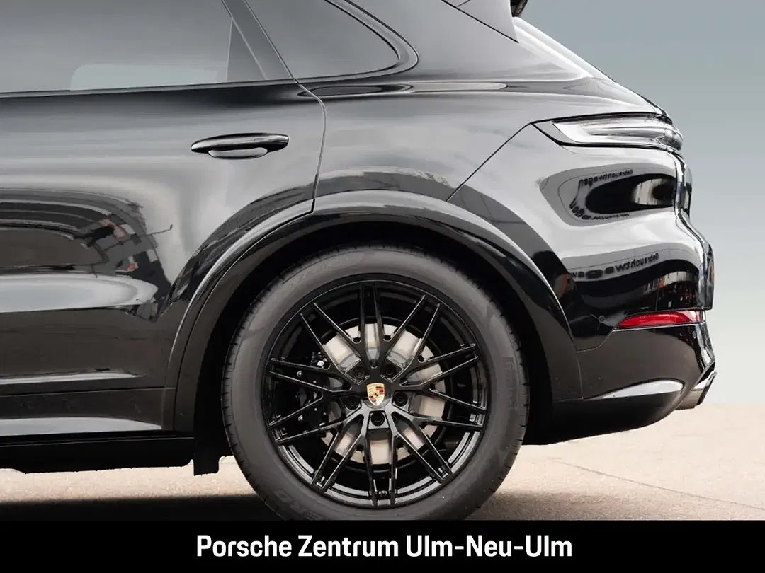 Porsche Cayenne - Thumbnail 14