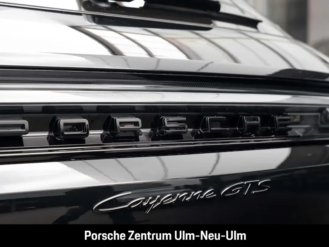 Porsche Cayenne - Thumbnail 15