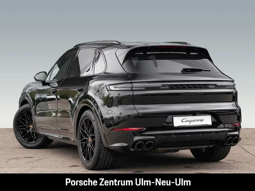 Porsche Cayenne - Thumbnail 3