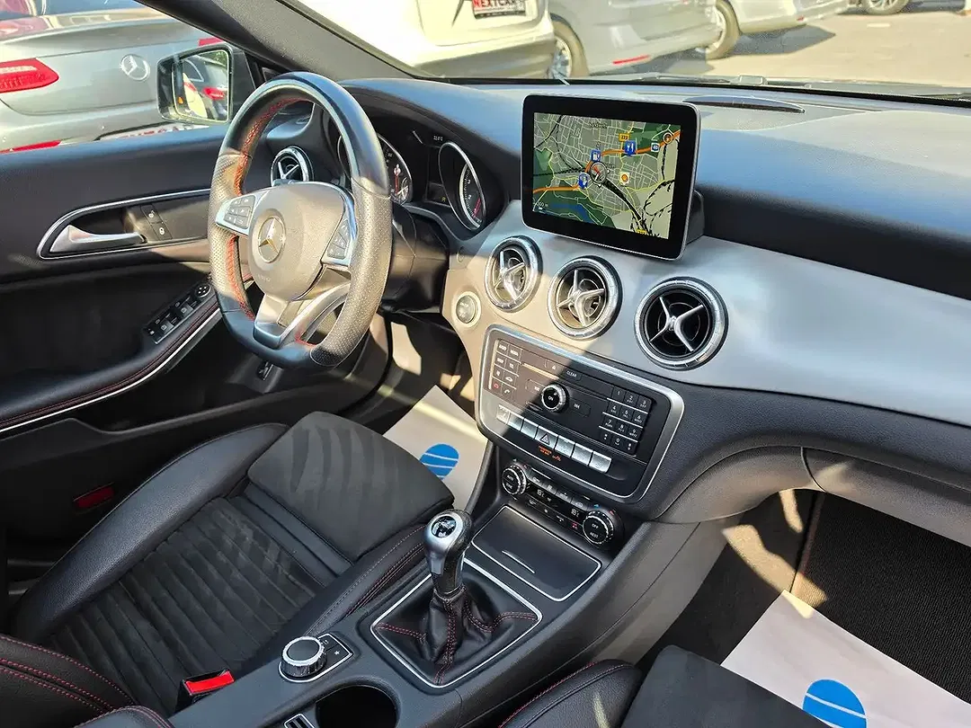 Mercedes-Benz CLA 180 - Thumbnail 13