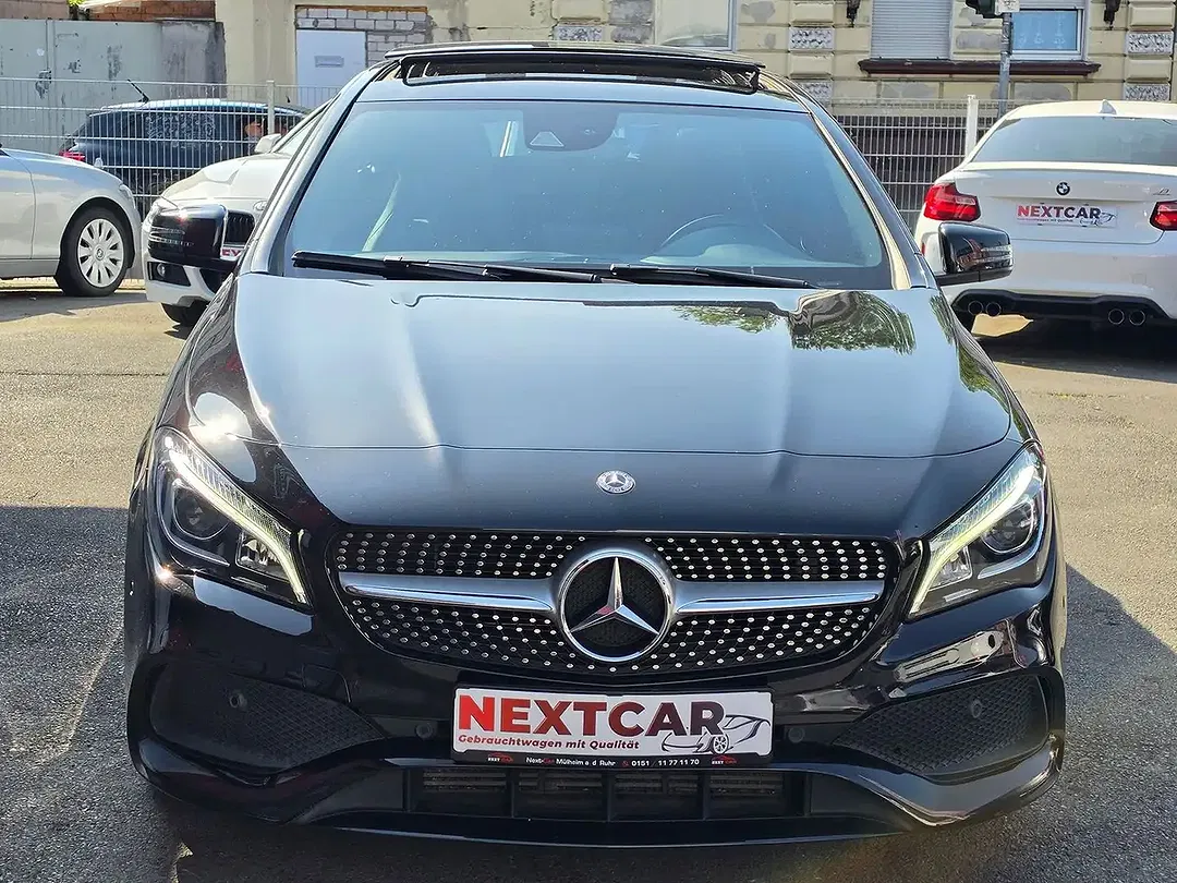 Mercedes-Benz CLA 180 - Thumbnail 2