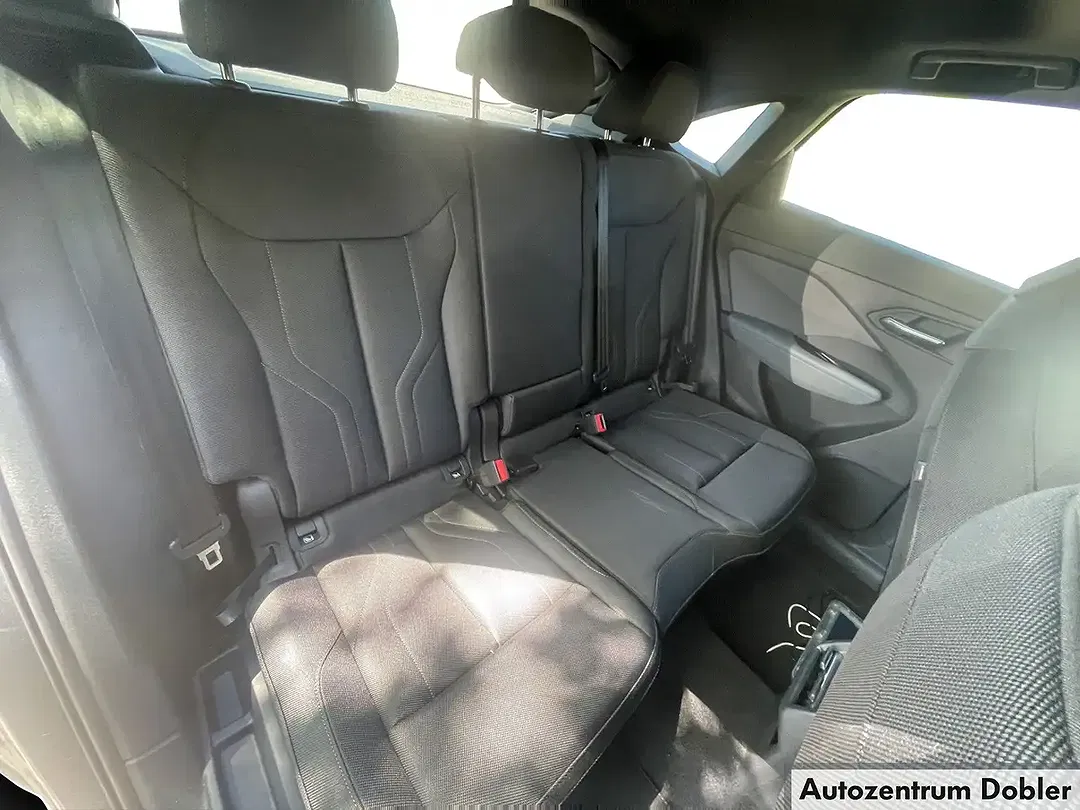 Audi Q3 - Thumbnail 10
