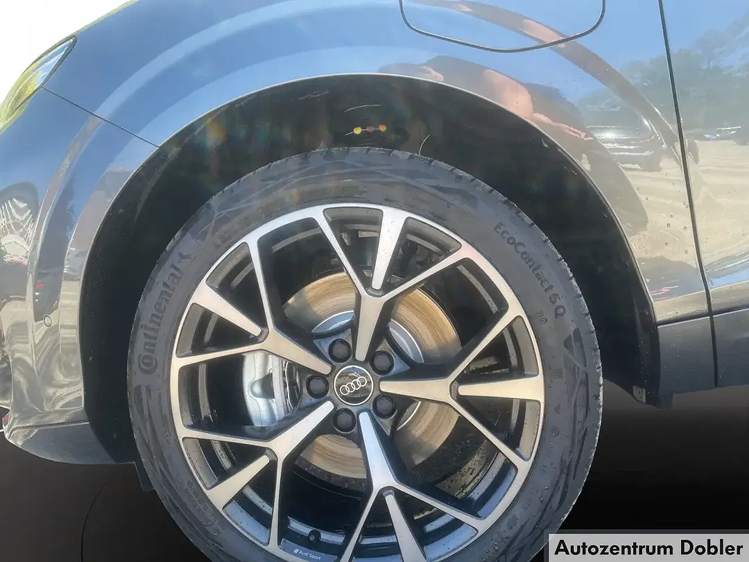 Audi Q3 - Thumbnail 5