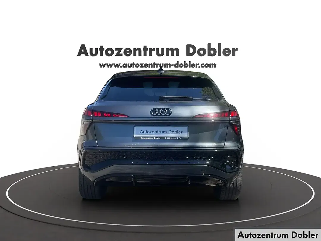 Audi Q3 - Thumbnail 7