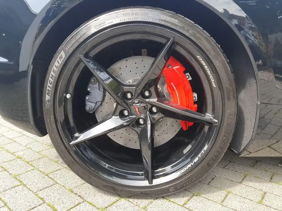 Corvette C8 - Thumbnail 7