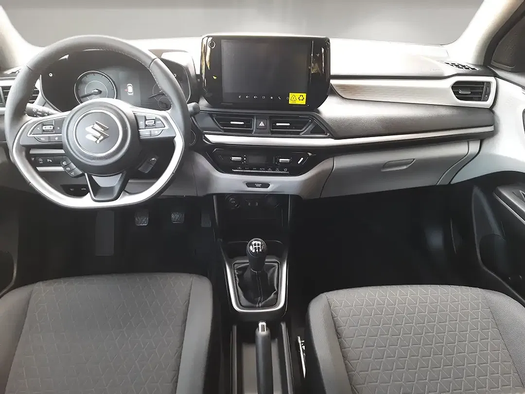 Suzuki Swift - Thumbnail 11