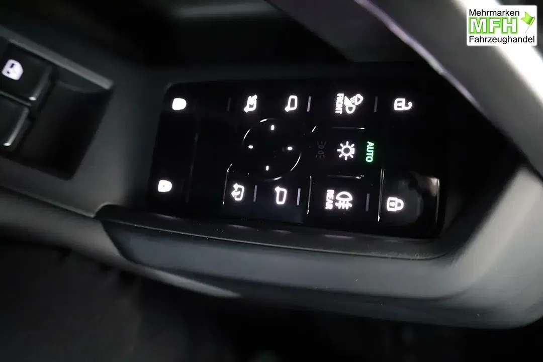 Audi Q5 - Thumbnail 8