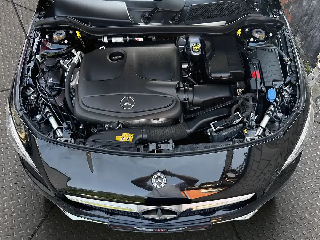 Mercedes-Benz CLA 200 - Thumbnail 10