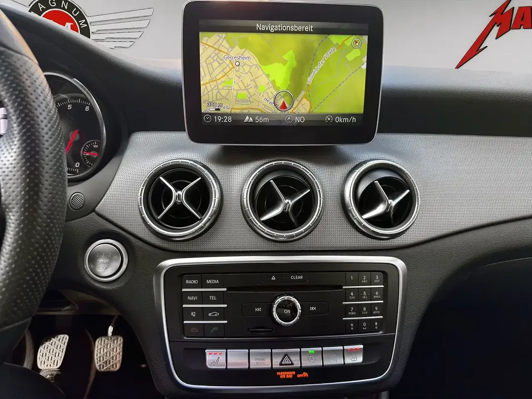 Mercedes-Benz CLA 200 - Thumbnail 15