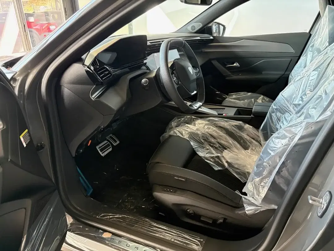 Peugeot 308 - Thumbnail 7