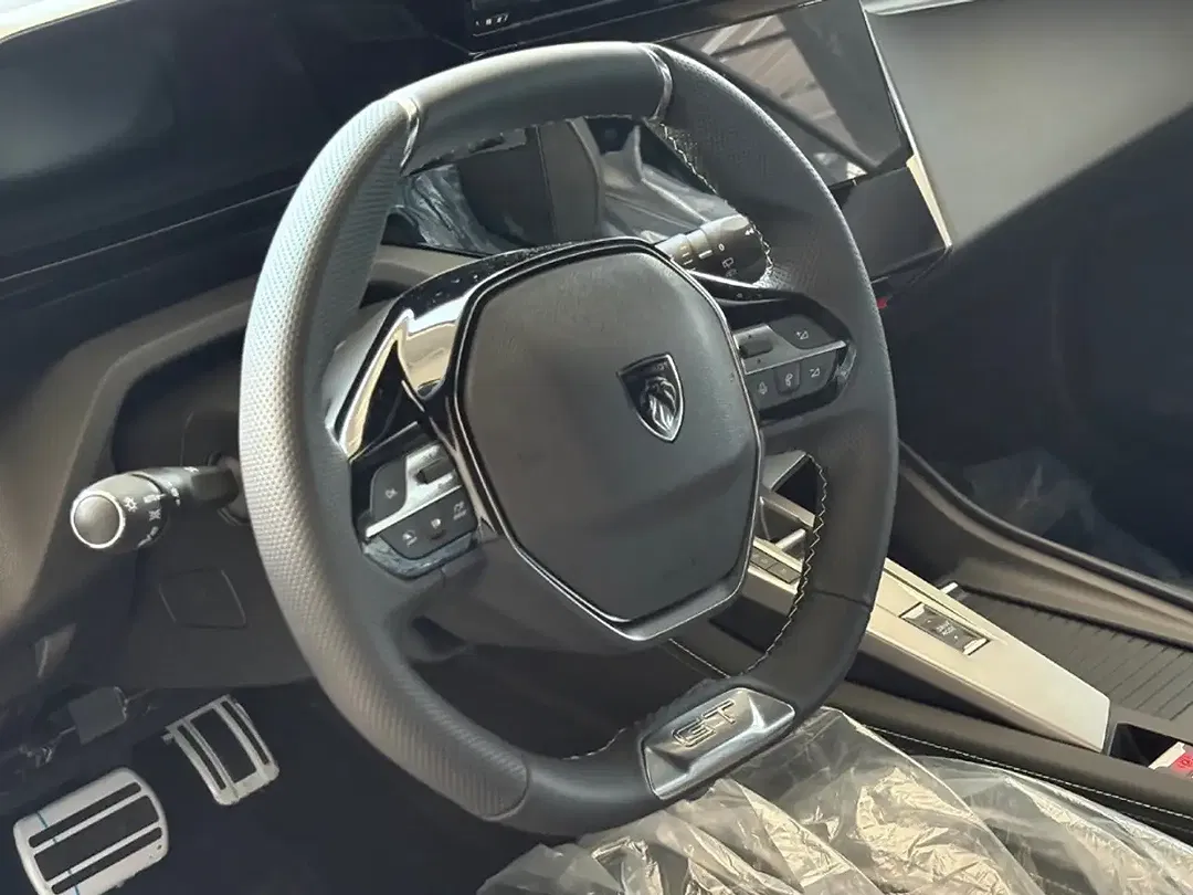 Peugeot 308 - Thumbnail 9