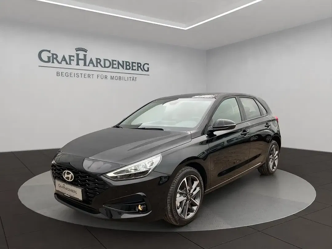 Hyundai i30 - Thumbnail 1