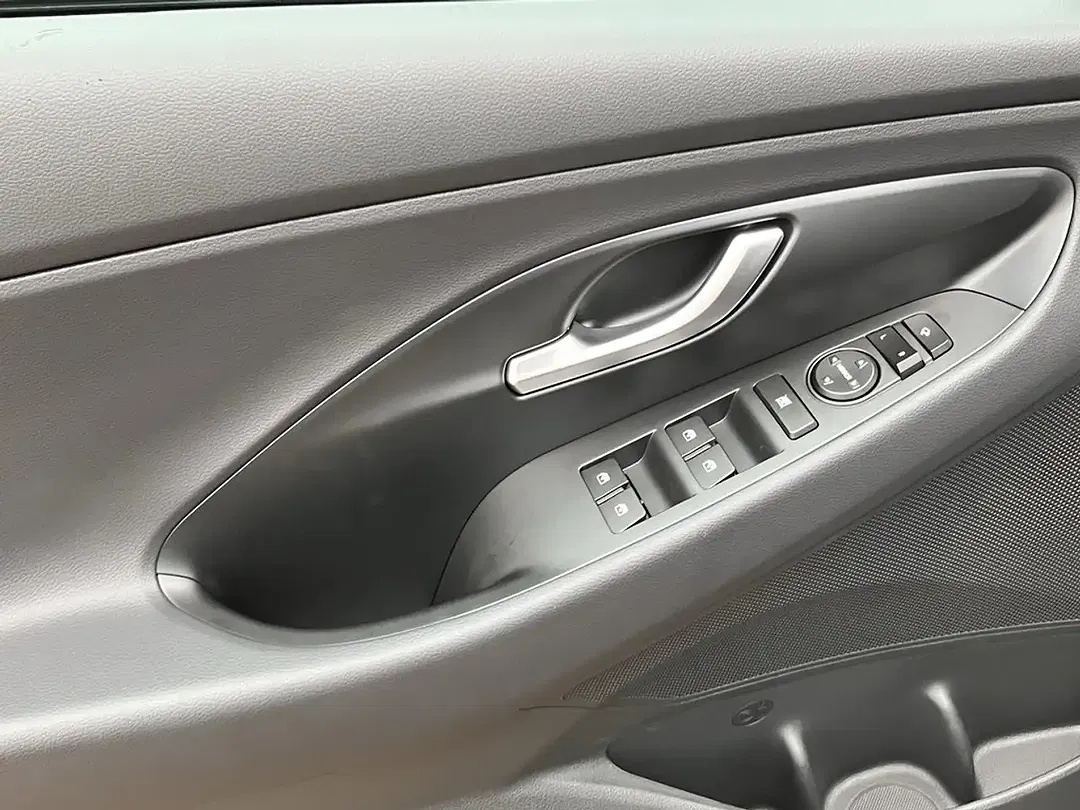 Hyundai i30 - Thumbnail 10