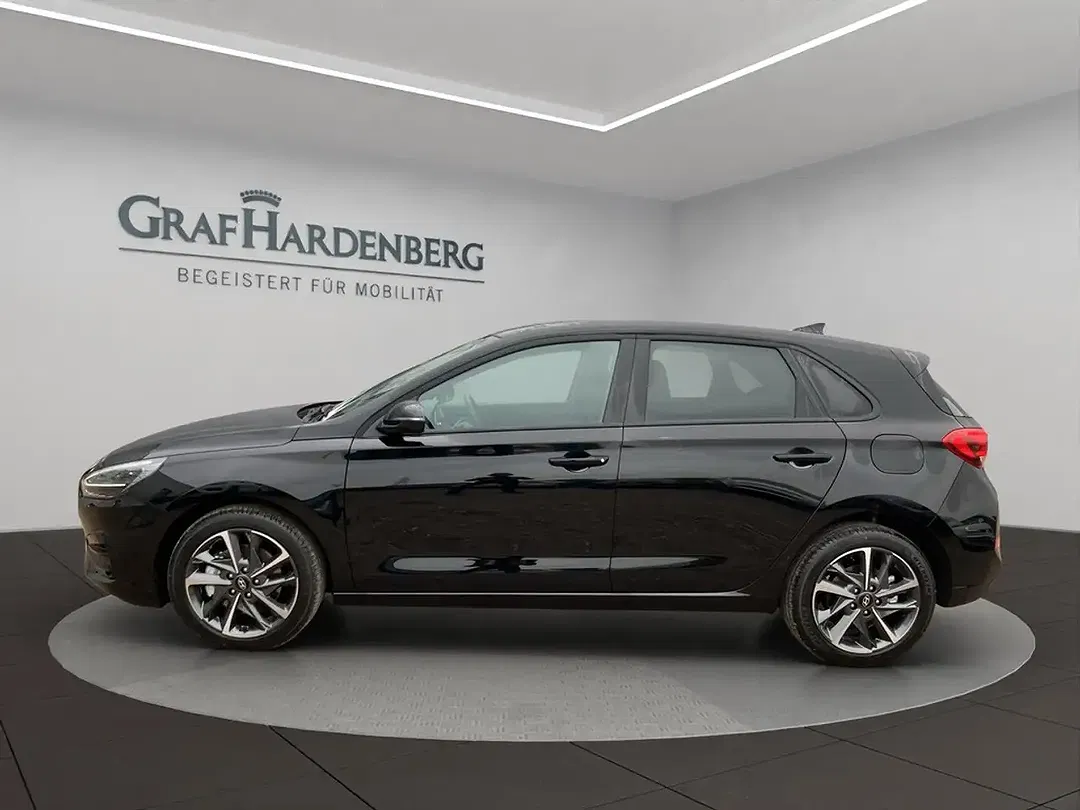 Hyundai i30 - Thumbnail 2