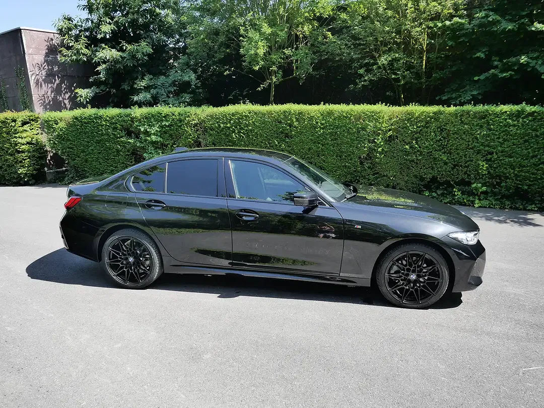 BMW 330 - Thumbnail 19
