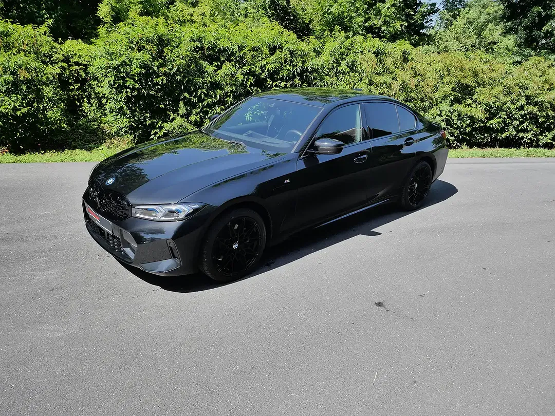BMW 330 - Thumbnail 4