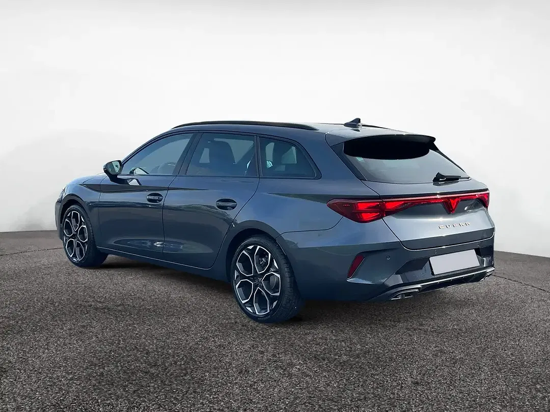 CUPRA Leon - Thumbnail 4