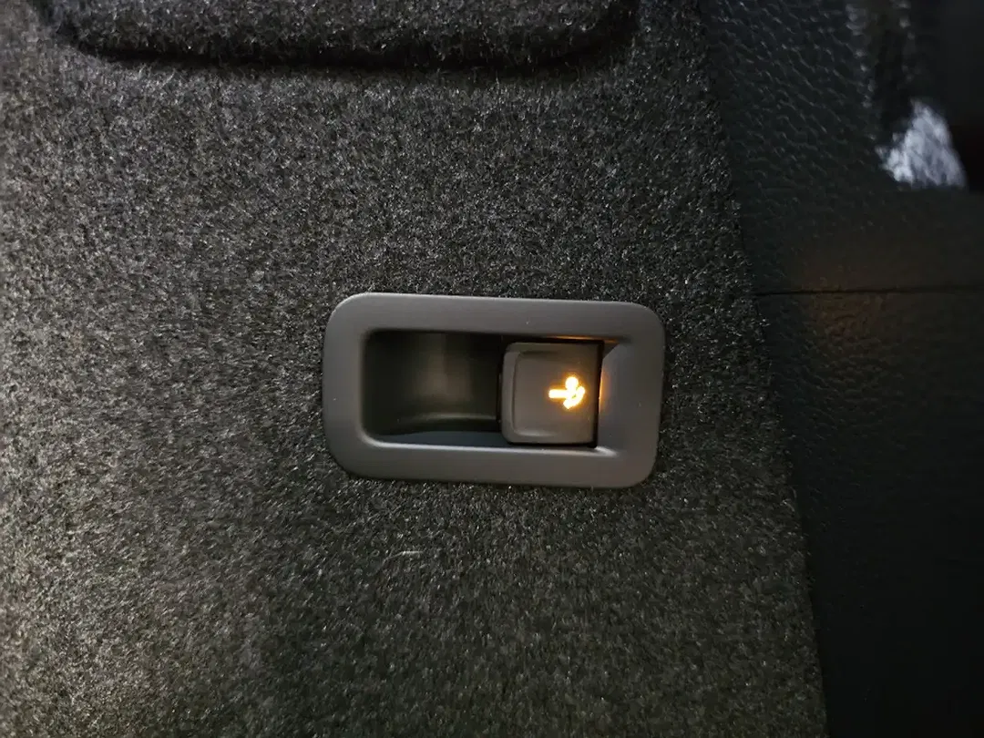 Skoda Karoq - Thumbnail 5