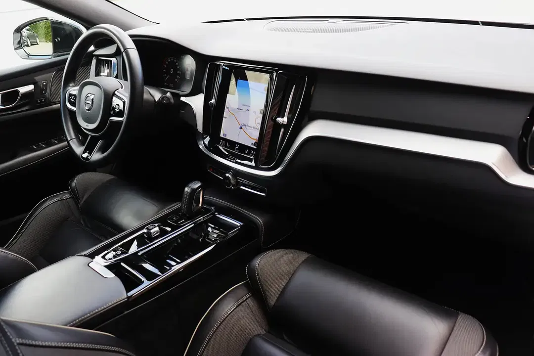 Volvo V60 - Thumbnail 22