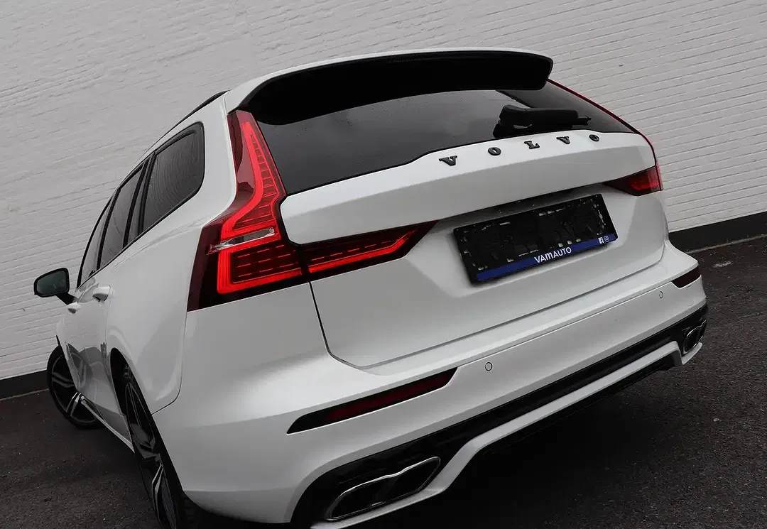 Volvo V60 - Thumbnail 4