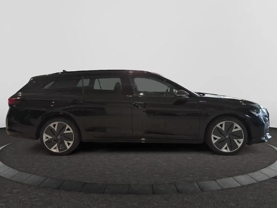 Skoda Superb - Thumbnail 6